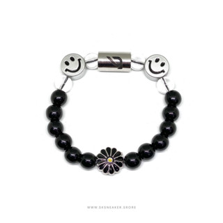 CROWCINZ SMILEY AND DAISY BRACELET BLACK