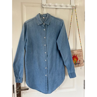 Denim shirt dress สีฟ้าอ่อน ทรงสวยมาก ใส่คลุมได้ ผ้านิ่มไม่หนา อก 36 ยาว 28 Code: 1407(9)