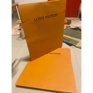 ซองใส่เสื้อ/กางเกง หลุยส์ Louis Vuitton แท้ 100%