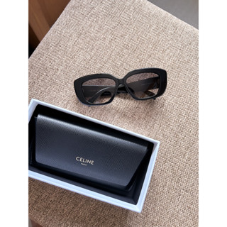 Celine CL40216U Triomphe 04 รุ่นใหม่ล่าสุด ของแท้