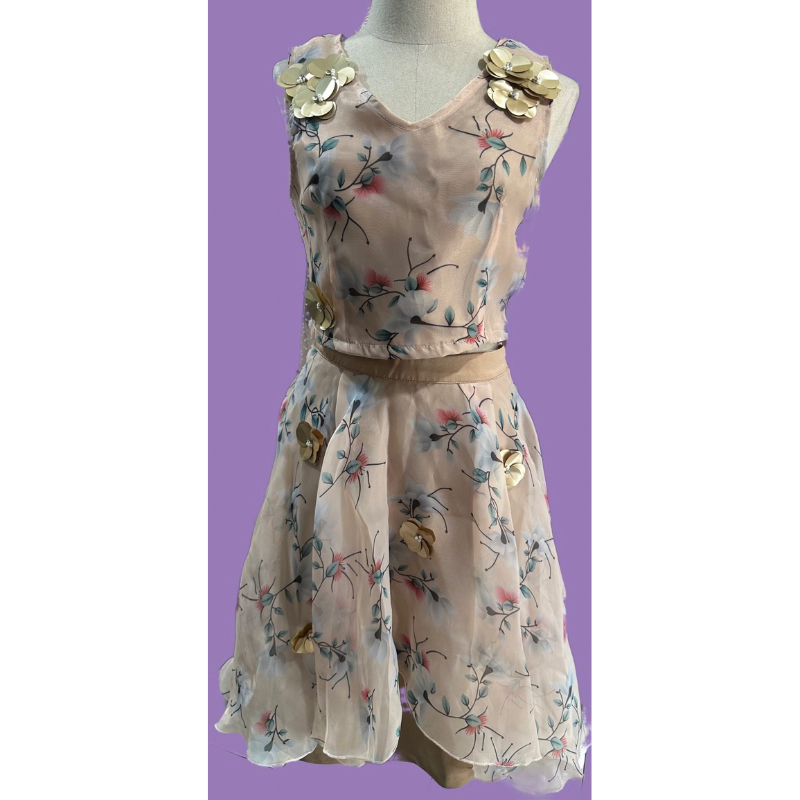 เดรส ป้ายห้อย size m jariya