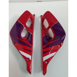ครอบหม้อน้ำ dash ตัวเก่า สีแดง พร้อมติดลาย ปี94 แดงขาว