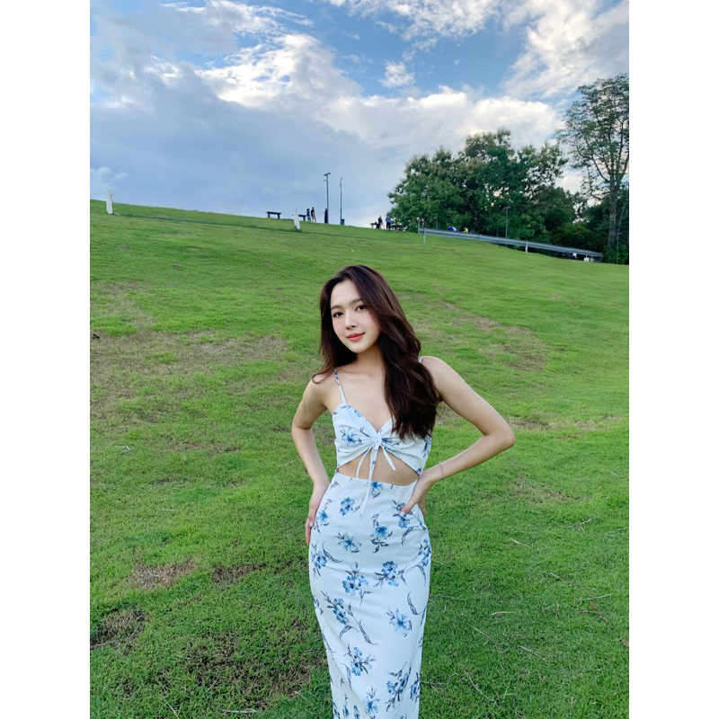Rosy dress blu flowers เดรสผูกอก