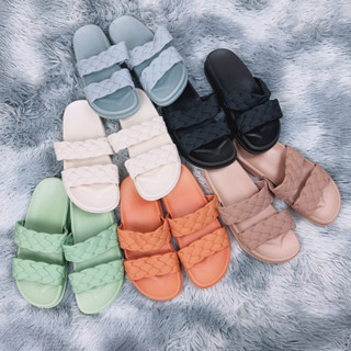 ( 501 เปีย2ตอน ) ยางนิ่ม สินค้าพร้อมส่ง ใส่สบายมาก ไซร้ 36-41