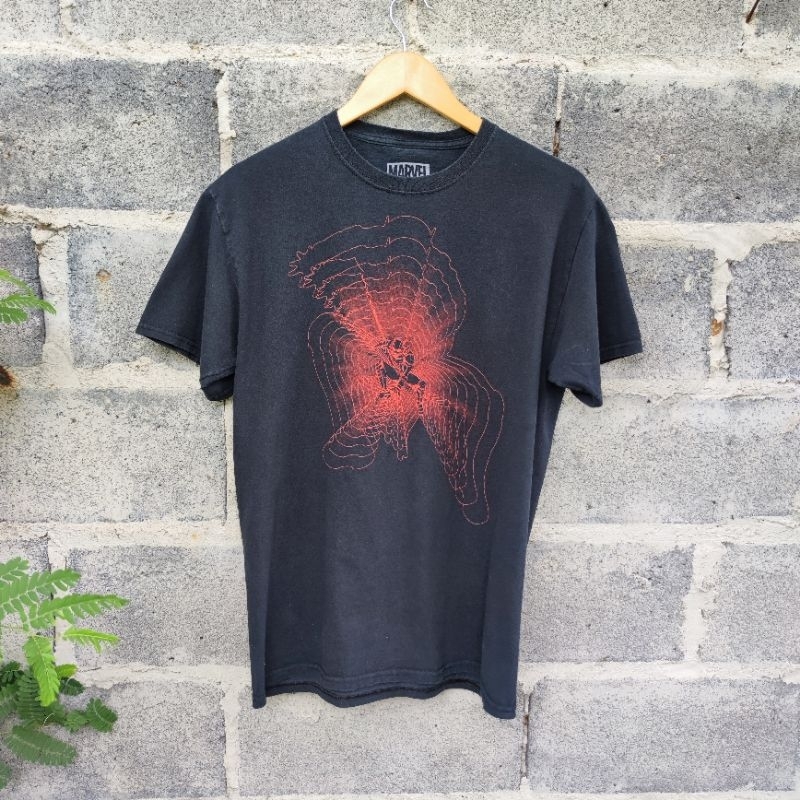 เสื้อยืดภาพยนตร์ Marvel Ant-man Loot Crate Graphic  T-shirt