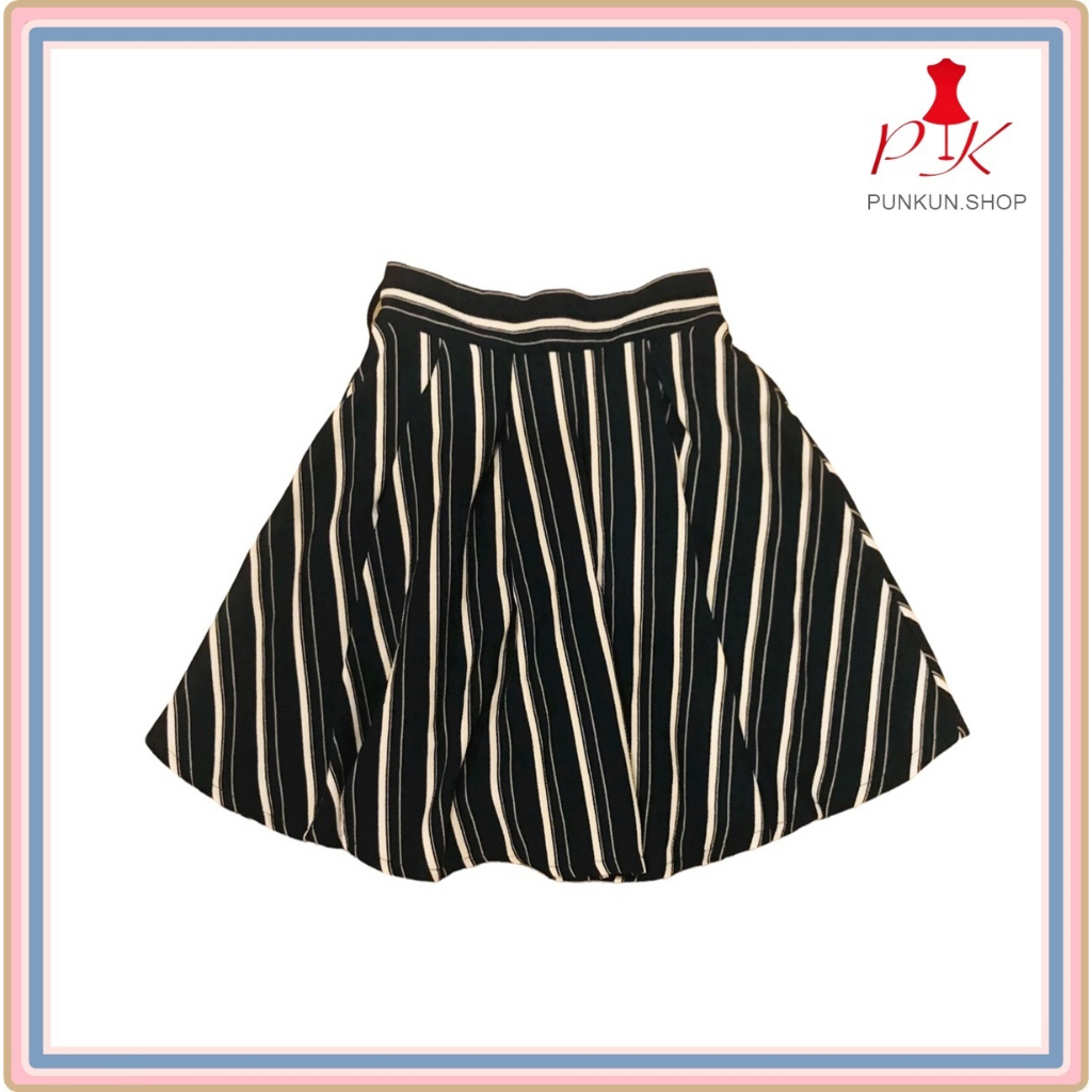 กระโปรงกางเกงผู้หญิง เอวสม็อคด้านหลัง สีกรมเข้ม Coza Cliona Design by Korea Size S
