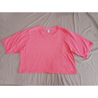 เสื้อครอปโอเวอร์ไซส์ งานป้าย สีชมพูบาร์บี้ (พร้อมส่ง)