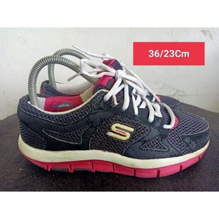 Skechers Size 36 ยาว 23 Cm  รองเท้ามือสอง  ผู้หญิง เท้าเล็ก แฟชั่น ลำลอง ทำงาน