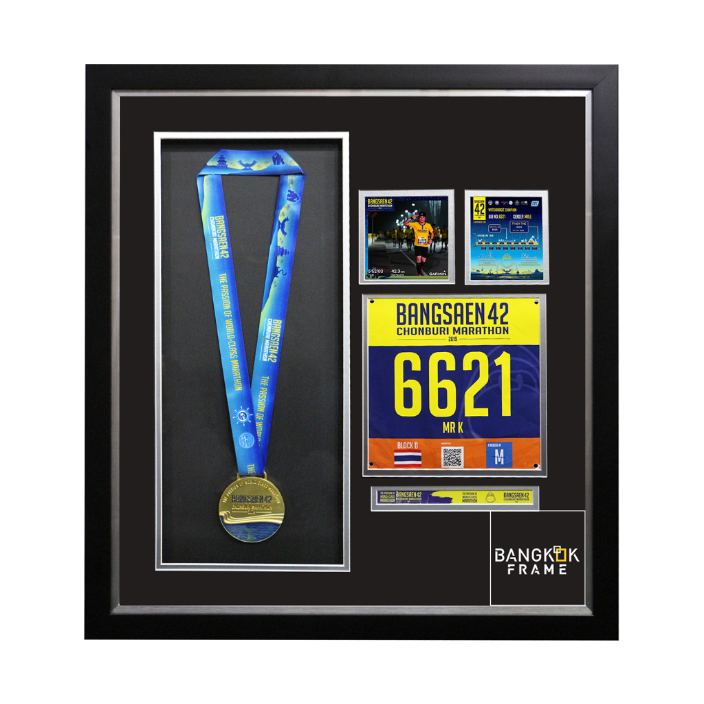 Bangkokframe-ironman ไตรกีฬา กล่องโขว์ชุดแข่ง-กรอบเหรียญรางวัล-กรอบใส่ของสะสม-กรอบใส่เหรียญ (ไม่รวมเ