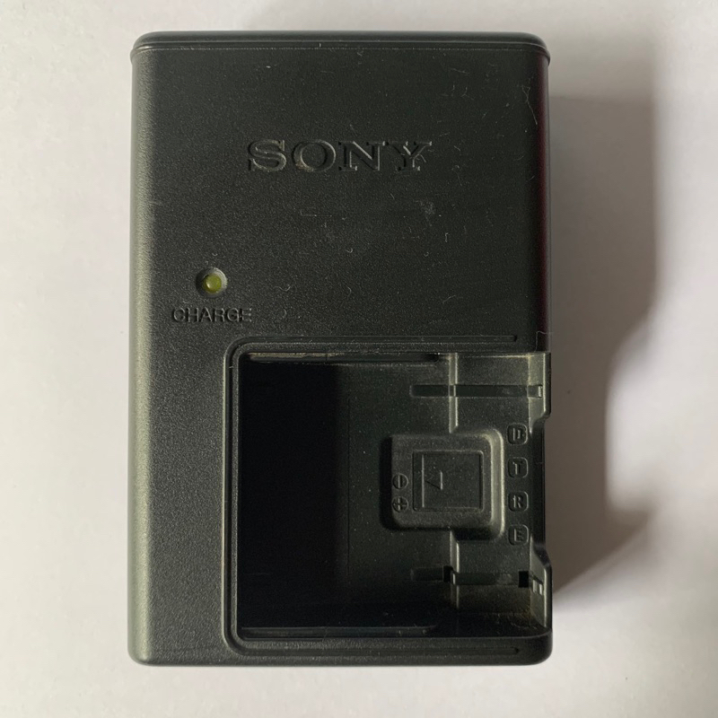 Used Original SONY CHARGER BATTERY BC-CSD For Sony DSC-T90 T900 T77 NP-FD1 NP-BD1 ที่ชาร์จแบตเตอรี่ก