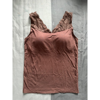 Bra top Uniqlo เสื้อเสริมบรา สายลูกไม้ สีน้ำตาล ไซส์ XL