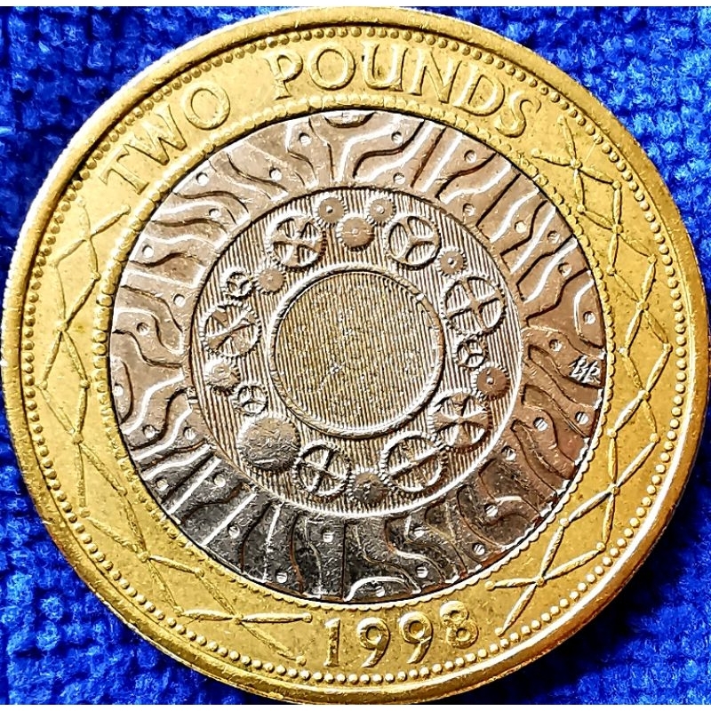 เหรียญอังกฤษ​ UK, 2 Pound,(4th​ portrait), #3271,  ใช้แล้ว