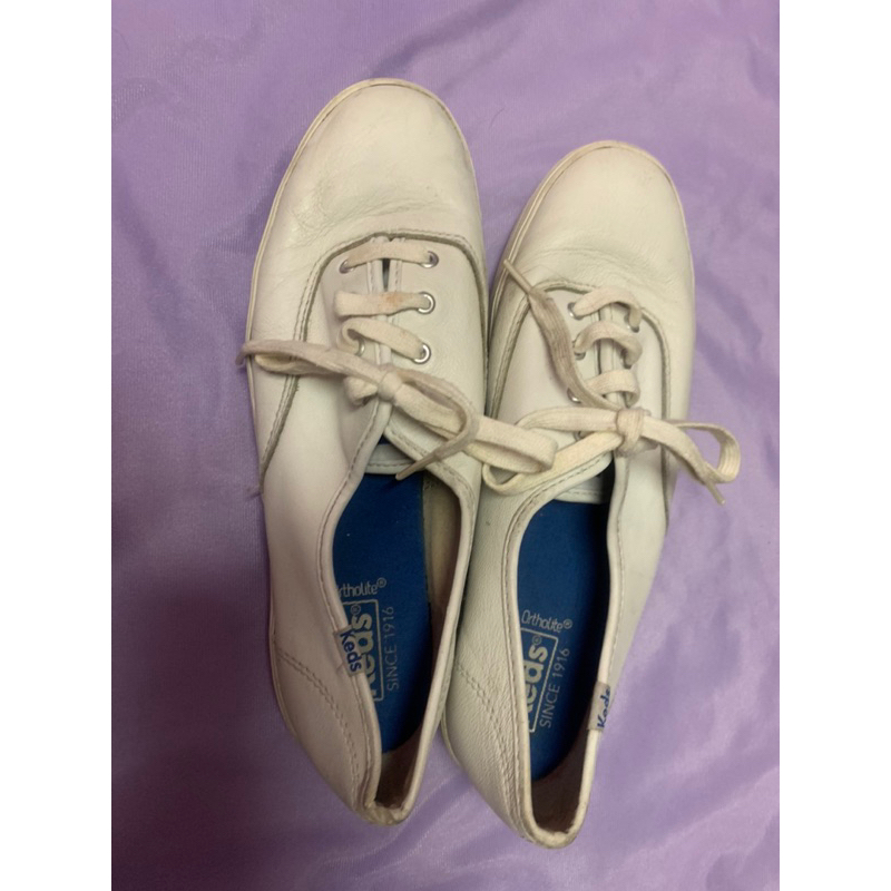 ลดราคารองเท้า keds หนัง 6.5 uk 40 ของแท้