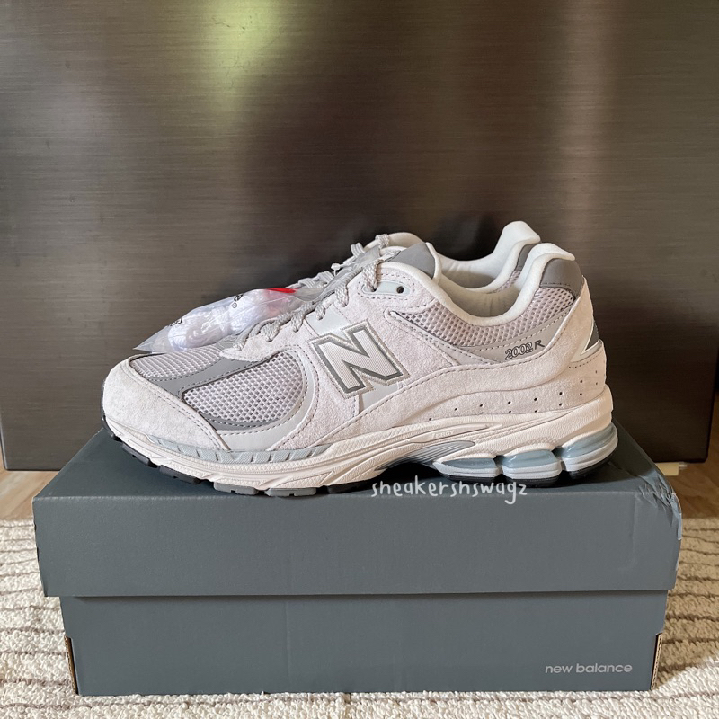 [พรีออเดอร์] New Balance 2002R - (ML2002R0)