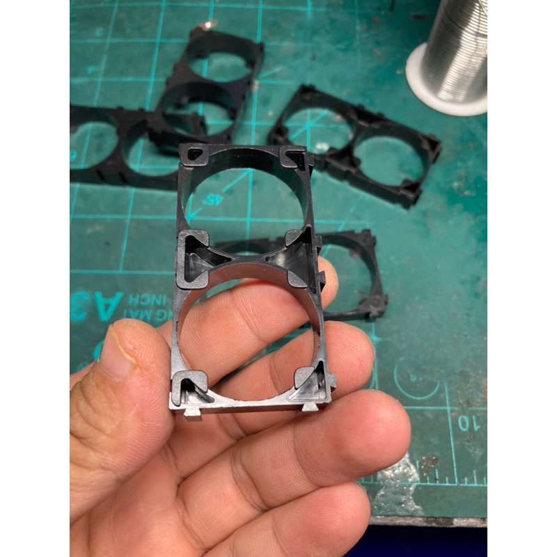 รางใส่แบต 32650 32700