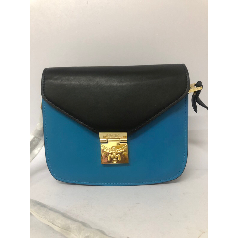 กระเป๋ามือหนึ่ง MCM Patricia Crossbody Bag Munich Blue หนังแท้ สีดำ/สีน้ำทะเล อะไหล่ทอง ขนาด 8 นิ้ว พร้อมส่ง