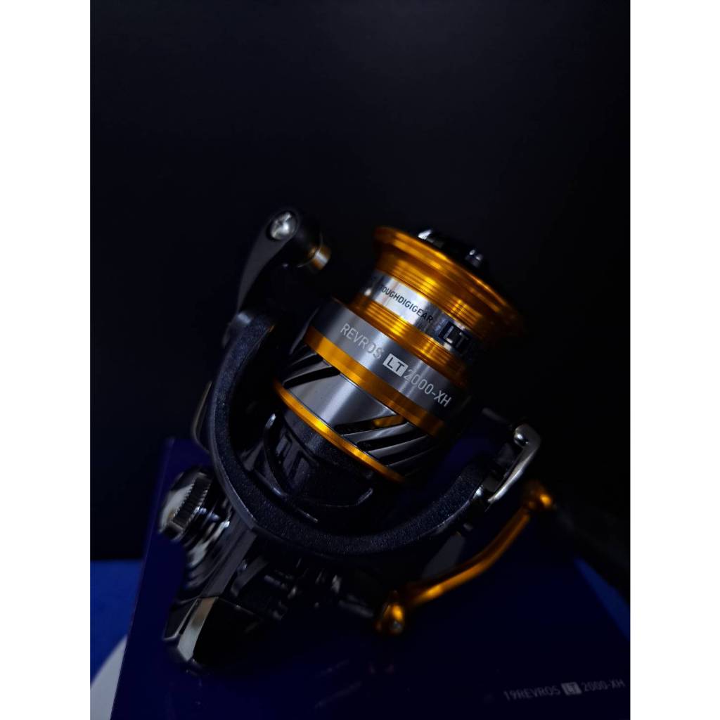 💙💙DAIWA REVROS LT 2000XH💙💙