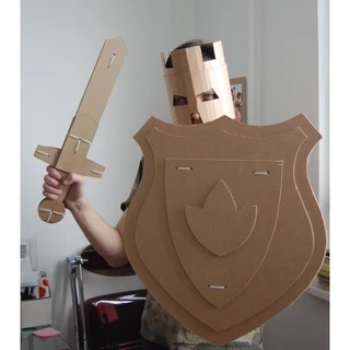 แผ่นกระดาษลูกฟูก cardboard 3 ชั้นลอน B ไซซ์ 60x60 cm. มี 3 สี ขาว, ครีม, น้ำตาล (1 เเพคมี 10 แผ่น)