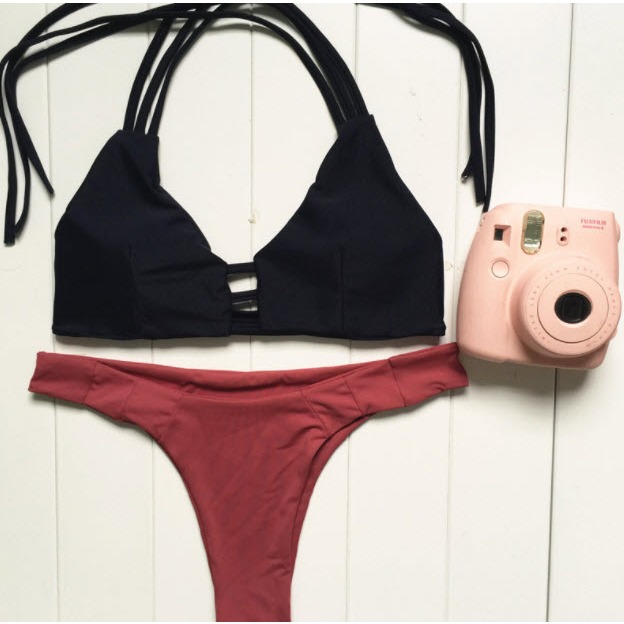 SP-639 พร้อมส่ง ชุดว่ายน้ำทูพีช มีฟองน้ำเสริม