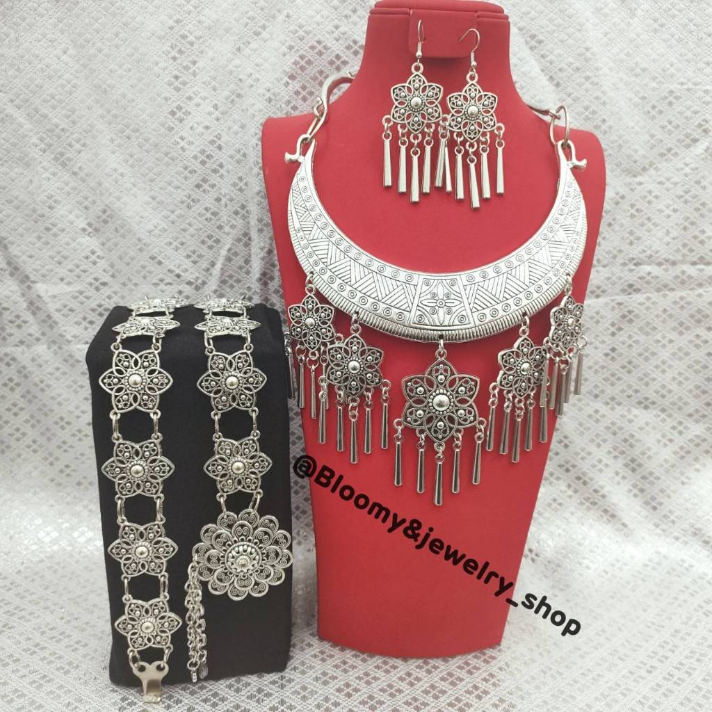 เครื่องประดับตกแต่งชุดต่างๆ แบบเซ็ต (สร้อย+ต่างหู+เข็มขัด) สีรมดำ สินค้าพร้อมจัดส่งจากประเทศไทย