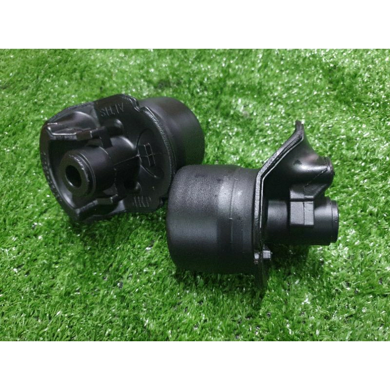 บูชคานหลัง ToyoTa Altis2003-2008
