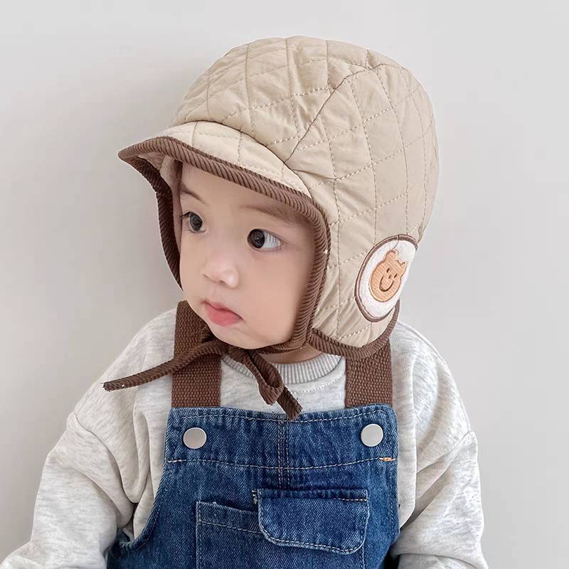 [พร้อมส่ง] หมวกกันหนาวสำหรับเด็ก 4เดือน-3ปี รอบหัว:42-52 cm. หมวกกันหนาวปิดหูแบบผูกคาง ปักลายการ์ตูนหมี