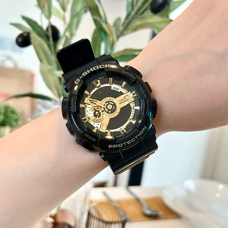 ของแท้✨นาฬิกา G-SHOCK รุ่น GA-110GB-1A มือสอง