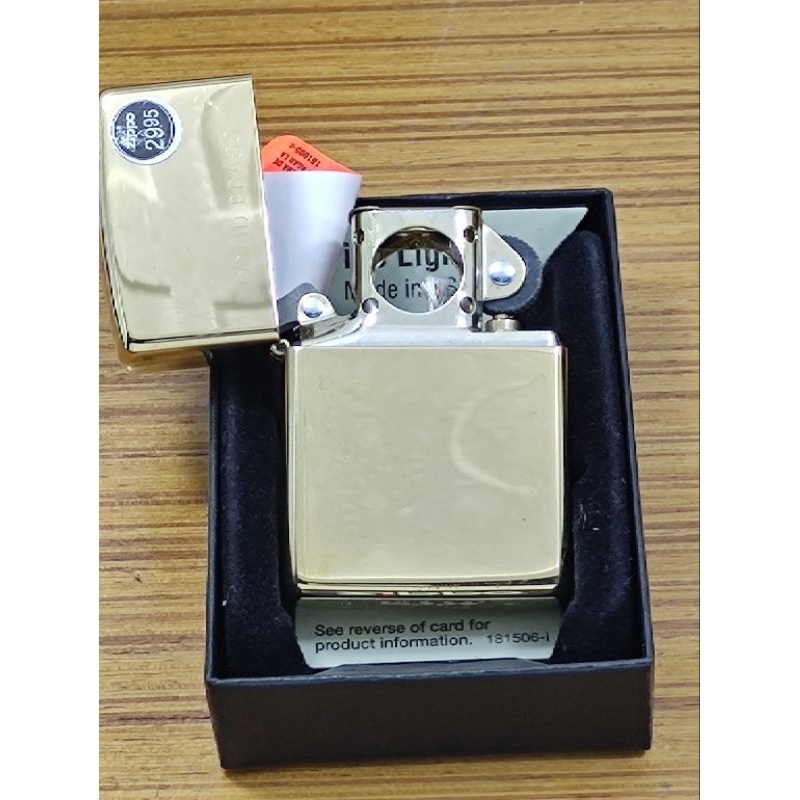 ไฟแช็คZippo ของแท้🇺🇸  HP Brass Solid Brass W Gold Pipe Insert *ปี2021