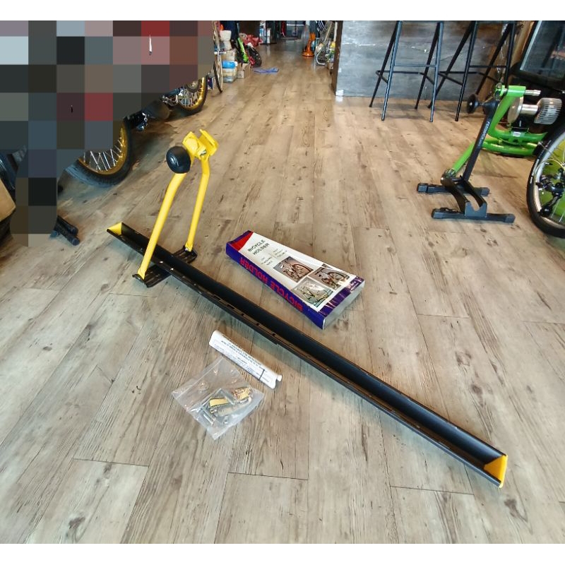 แร็ค Bicycle Holder สีเหลือง ตัวจับจักรยาน Made in Taiwan