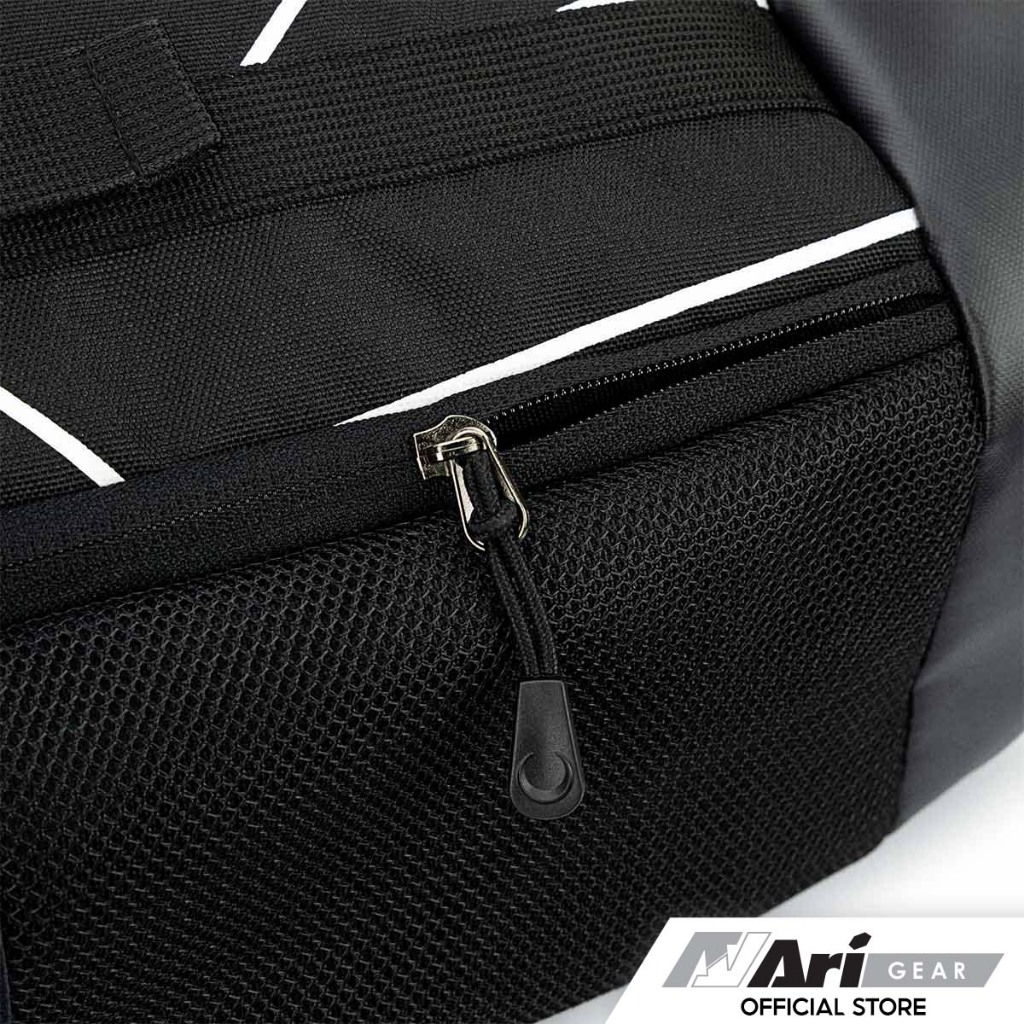 ARI TRAVEL BACKPACK - BLACK (AHW1369-01) กระเป๋าสะพายหลัง อาริ TRAVEL สีดำ