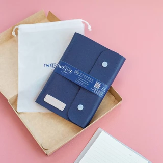 สลักชื่อฟรี HILMYNA Twelve Notebook BL1 (NIGHT) A5 สมุดปกหนังเปลี่ยนกระดาษได้ ขนาดA5 แบบกระดุมล๊อค