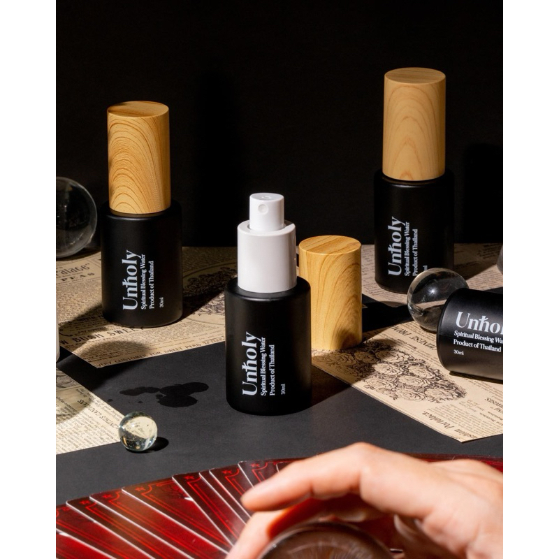 สเปรย์น้ำมนต์ Unholy: Love Collection