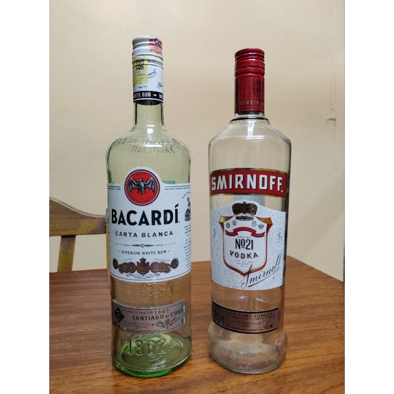 ขวดเหล้าเปล่า​ สเมอนอฟ ขนาด​ 1​ ลิตร, บาคาร์ดี้​ ขนาด​ 1​ ลิตร​ / ​ Smirnoff​ 1​Le, Bacardi 1Le