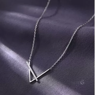 GLAMOR✨สร้อยคอเงินแท้ Geometric V สร้อยเงินแท้ สร้อยแฟชั่น สร้อยคอตัว V ของขวัญให้แฟน สร้อยคอเพชร