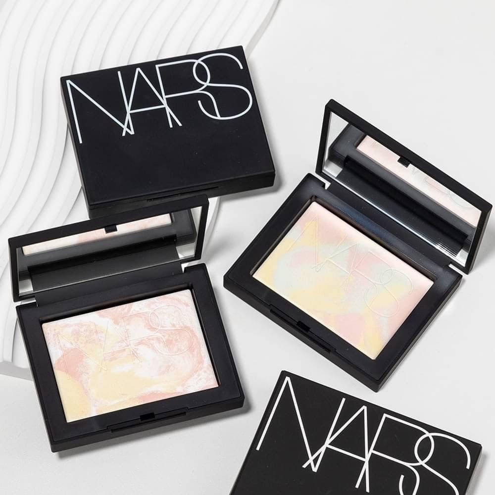 แป้ง Nars light reflecting prismatic powder 10g. (ฉลากไทย)
