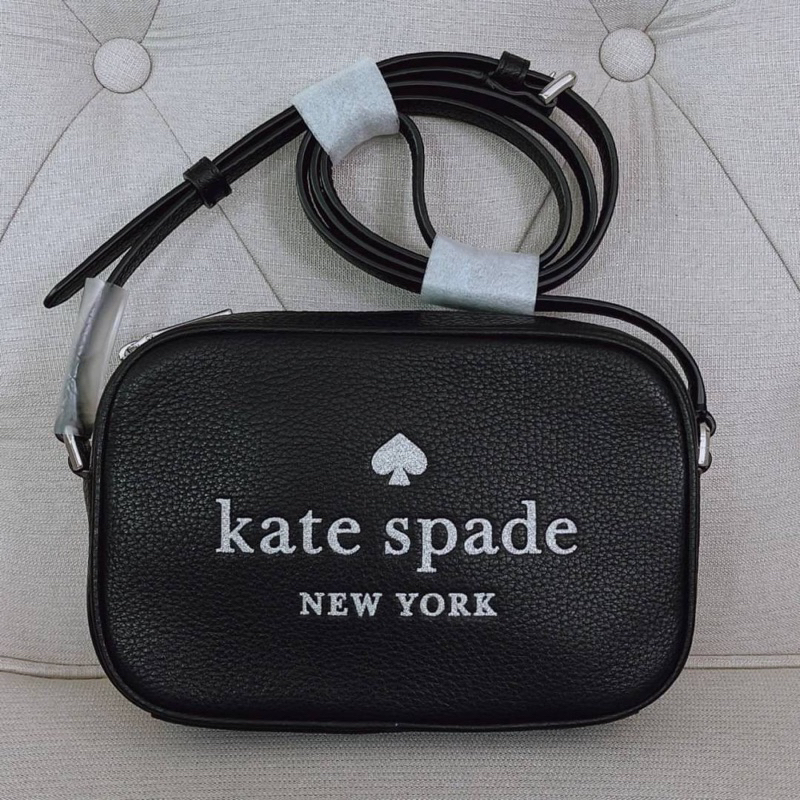 ของแท้💯 กระเป๋า kate spade Glitter On Mini Camera Bag