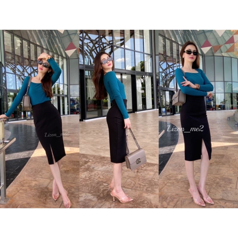 กระโปรง​ทรง​ดินสอ​ผ่ากลาง