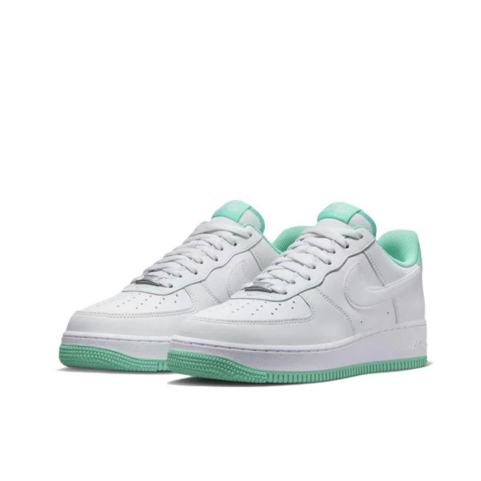 ของแท้ 100% Nike Air Force 1’07 พร้อมส่ง