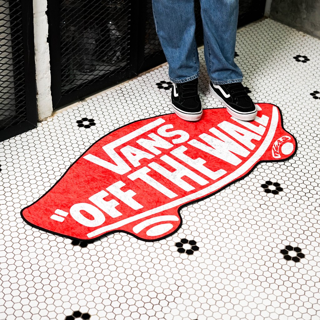 [พร้อมส่ง] Alas_TH© พรมปูพื้นลาย Vans " off the wall " (120ซม. x 60ซม.) พรมตกแต่งห้อง พรมกำมะหยี่ มีกันลื่น