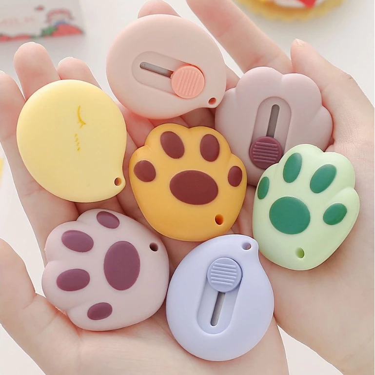 (สุ่มสี) มีดคัตเตอร์ไซส์ มินิ สีสันสดใส DIY Cutter คัตเตอร์จิ๋ว✅สินค้าพร้อมส่งจากไทย✅