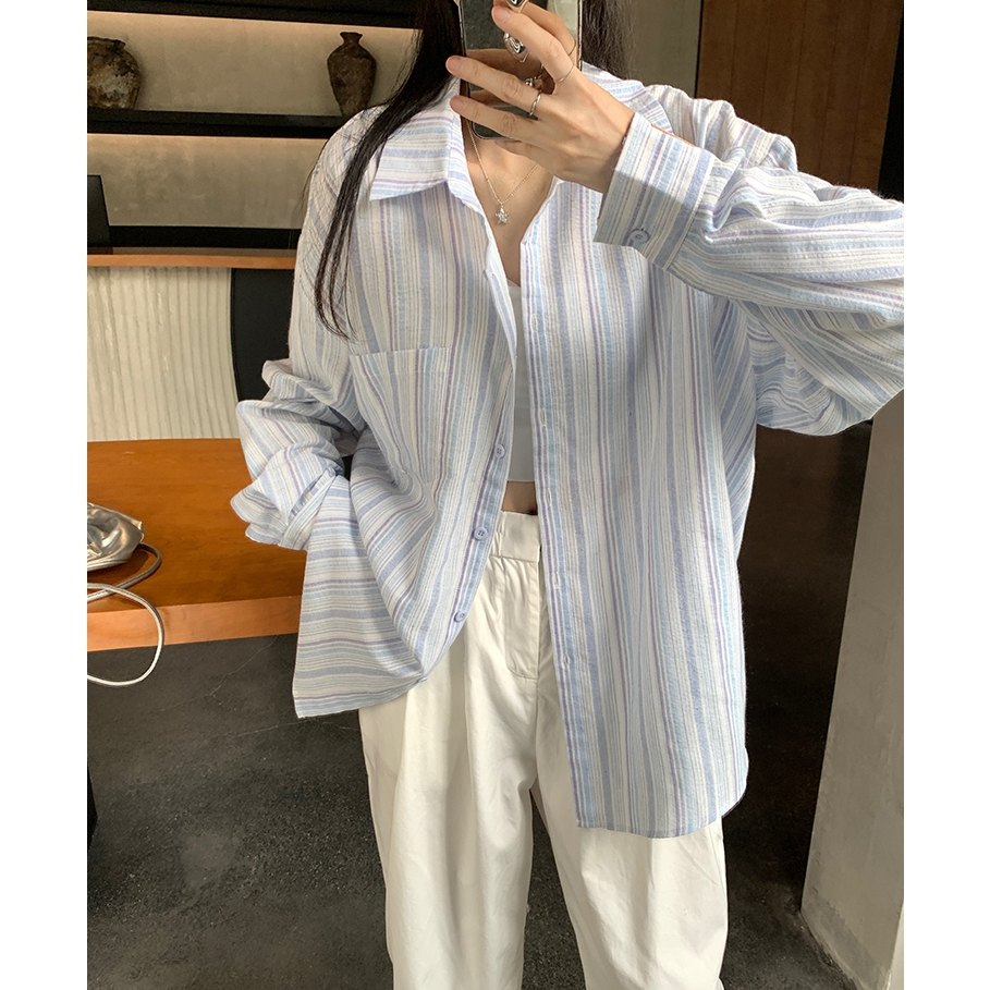 MCB15081 เสือเชิ้ตคอปกผู้หญิงลายทางแขนยาว คอปกแบบติดกระดุม สีฟ้า/สีชมพู free size อก38