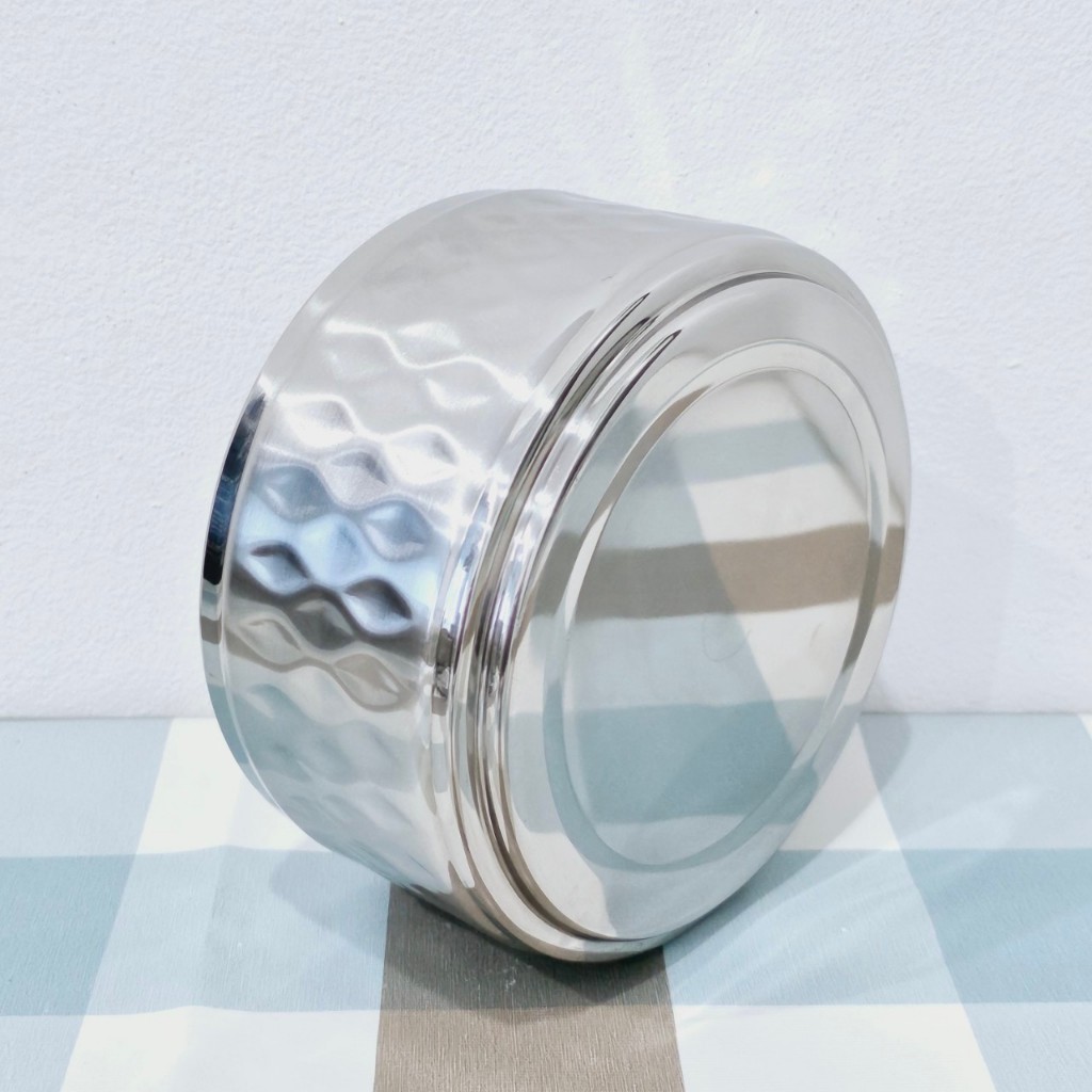 ปิ่นโต ปิ่นโตสแตนเลส ปิ่นโตใส่อาหาร (สแตนเลสแท้เกรด304ไม่ขึ้นสนิม) มีสลักSUS304ที่ตัวปิ่นโต (รุ่นมีลาย) ขนาด16ซม.(ตราTK) - รูปที่ 4