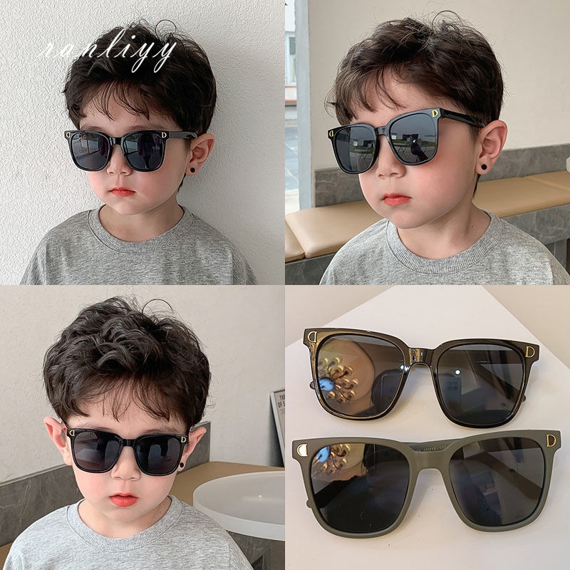 ส่งเร็ว🌼แว่นตากันแดดกรอบสี่เหลี่ยมใหญ่เด็กลายตัวอักษรDป้องกันรังสียูวีแฟชั่นสไตล์เกาหลีสําหรับเล่นกีฬากลางแจ้ง-Ranliyy