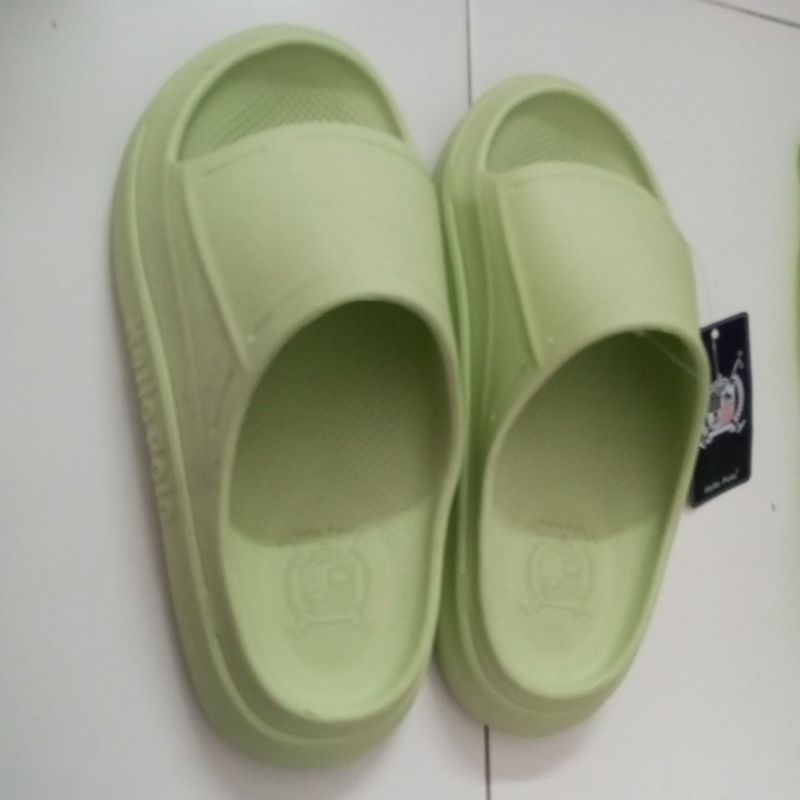 hello poloรองเท้าแตะหญิง