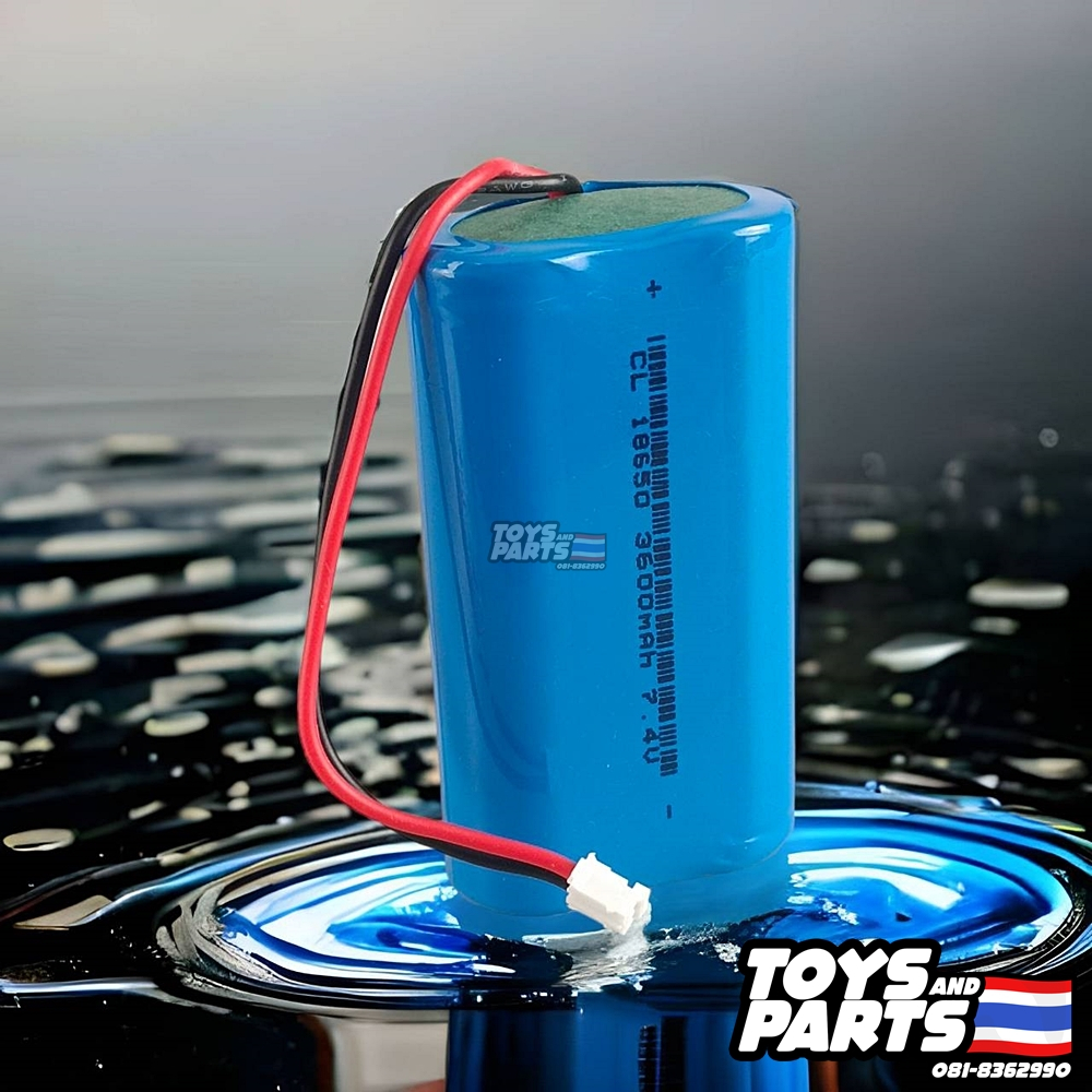 แบตเตอรี่ลำโพงบูลทูธ เป็นชนิด 18650 Li-ion 7.4V 3600 mAh. มีสายและปลั๊กพร้อมใช้งาน