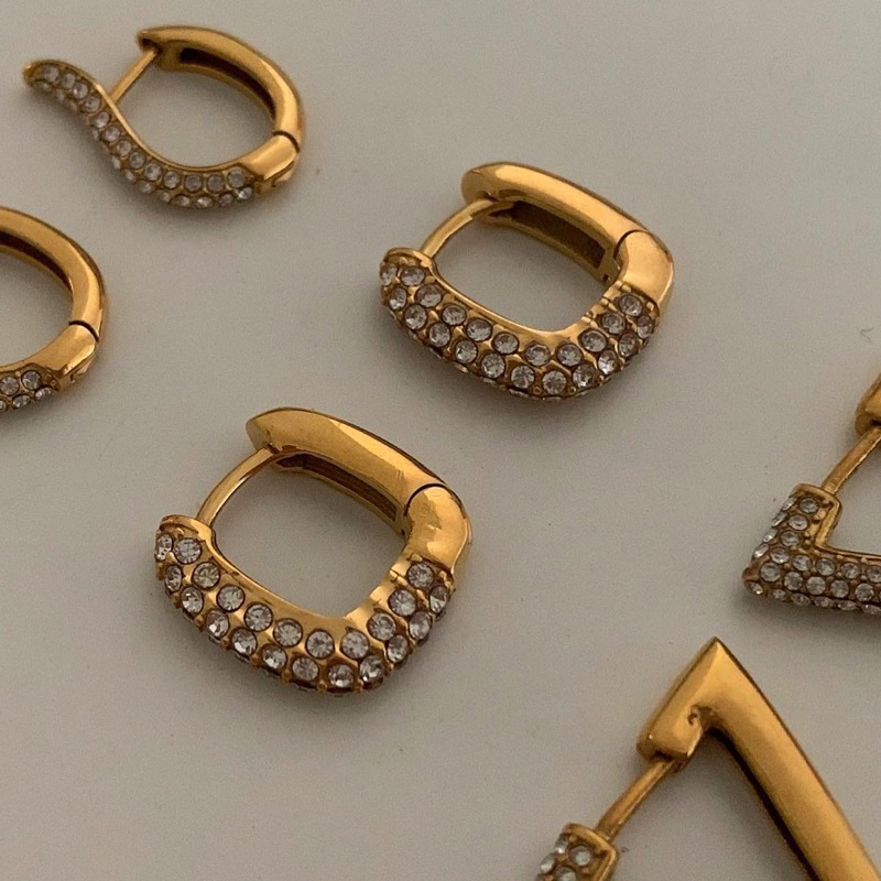 HER OBJECTIVE_HER AMORE HUGGIES HOOPS EARRINGS