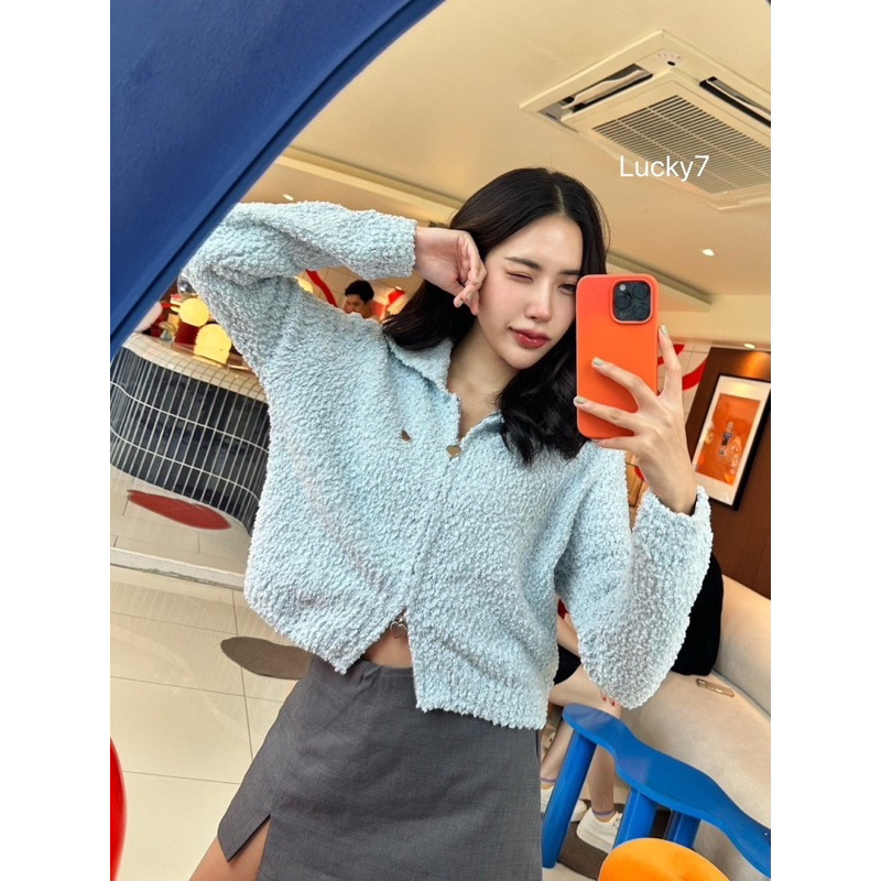 BY IRA Mashmellow Cardigan เสื้อไหมพรมคาร์ดิแกนคอปกแขนยาวซิปหัวใจ2หัว เนื้ป้าเลียนแบบขนแกะ น่ารัก ราคา ถูกที่สุด ดีลบีเคเค แกลเลอรีภาพที่ 4
