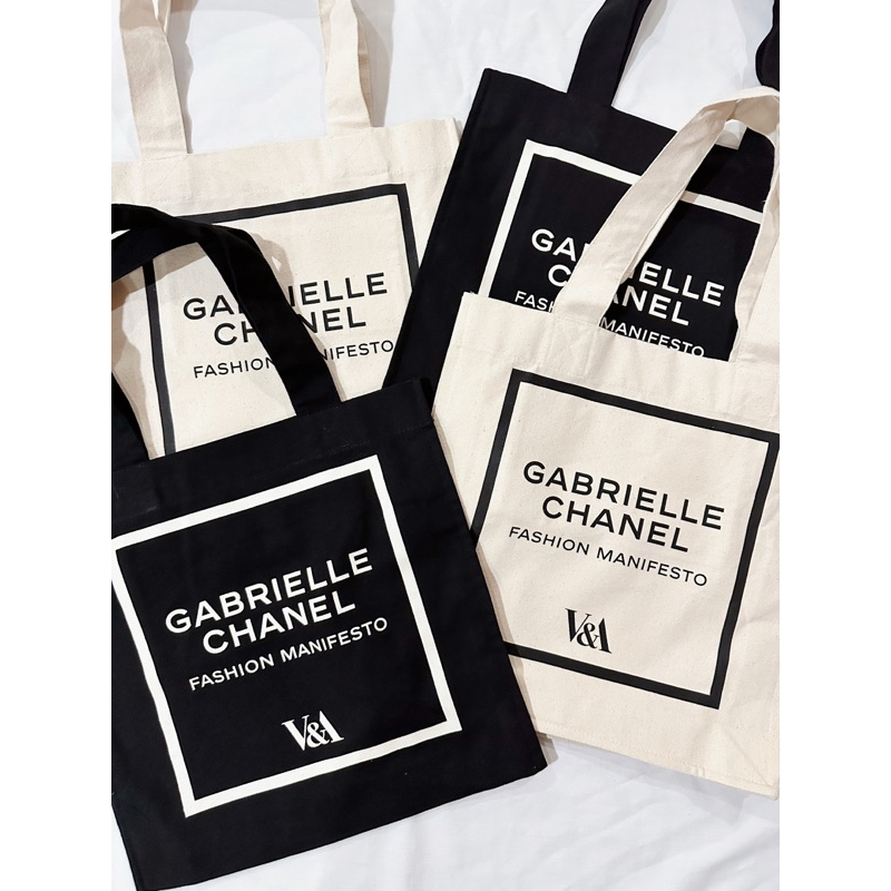 Gabrielle Chanel Fashion Manifesto V&amp;A tote bag ของแท้จากลอนดอน