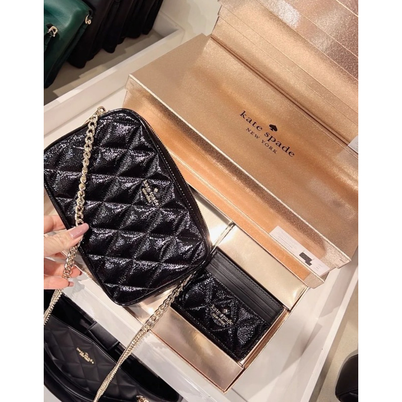 KATE SPADE กระเป๋าสะพายข้าง รุ่น Carey Mini Camera Bag มาพร้อมกล่อง