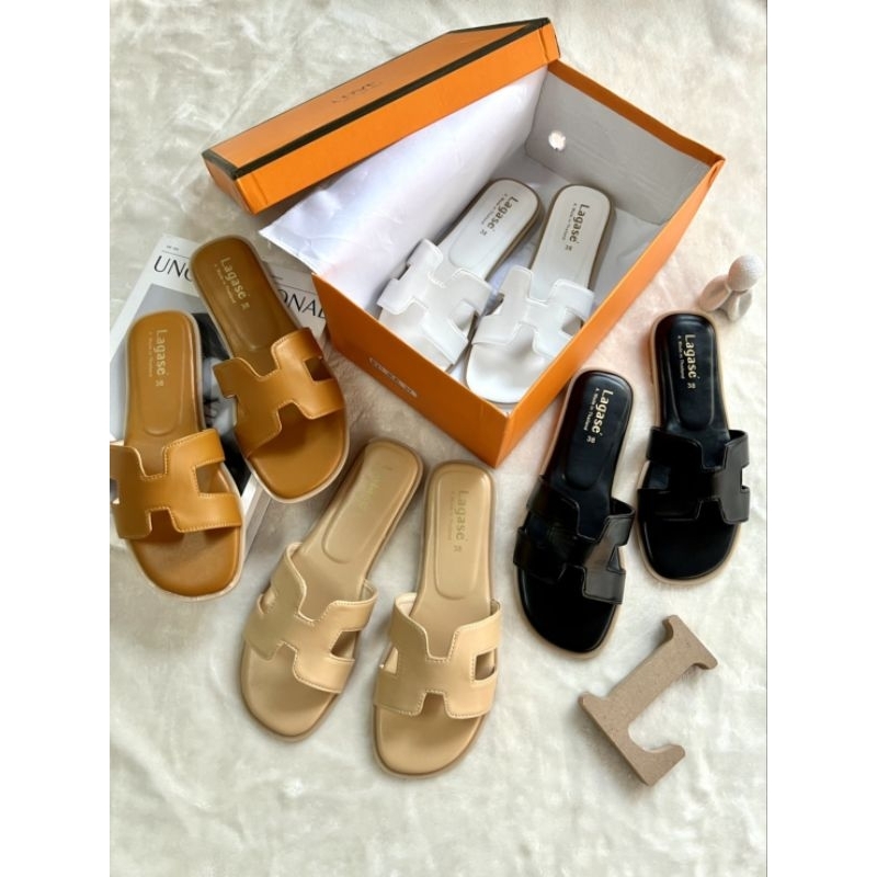พร้อมส่ง รองเท้าแตะราคาถูก ทรงสวมคล้ายแบรนด์ดัง